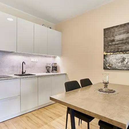 Apartment - Jachtowa *