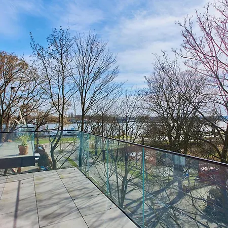 - Jachtowa Свиноуйсьце