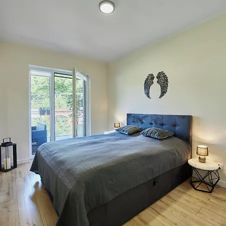 - Jachtowa Świnoujście